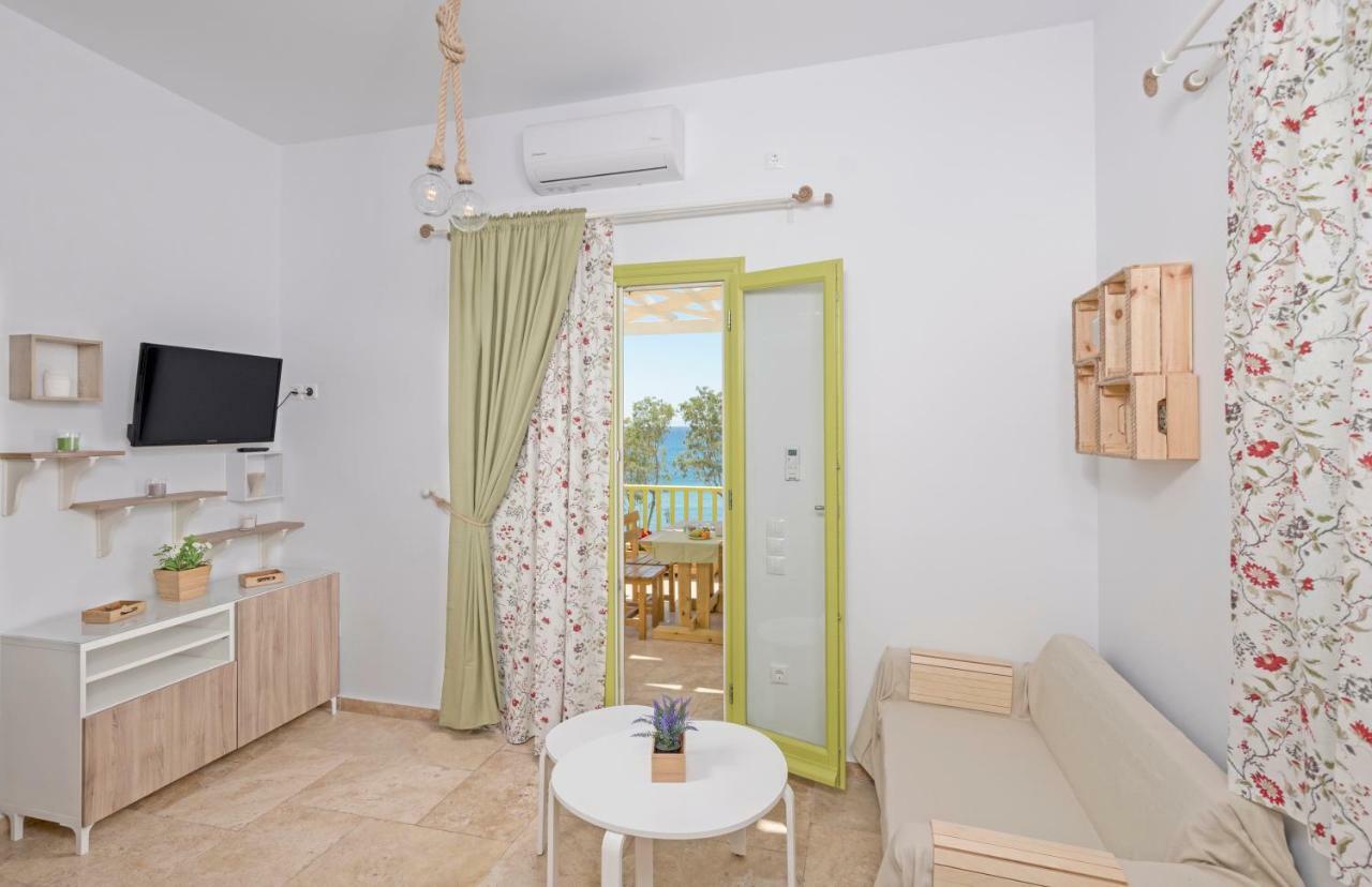 Parathinalos Beach House Livadi  Exterior foto